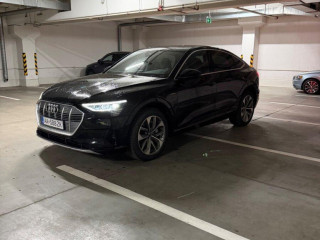 audi-e-tron-sportback-50