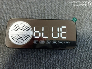 ponukam-bluetooth-reproduktor-s-hodinami-fm-radiom-microsd