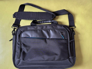 taska-na-notebook-dell