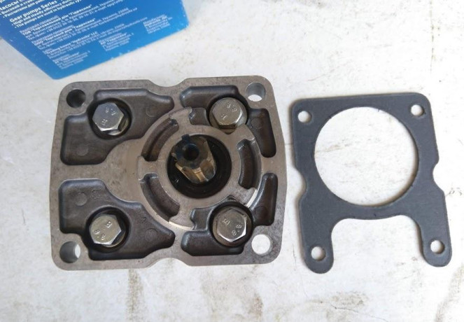 hydraulicke-cerpadlo-ns6m-3-big-0