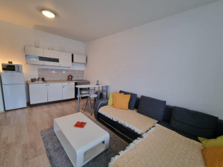 na-predaj-1-izbovy-byt-so-zahradou-a-parkovacim-miestom