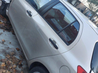 rozpredam-toyota-yaris-133-1nr-fe