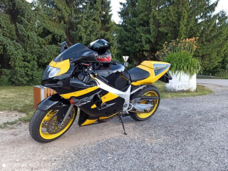 suzuki-gsxr-600