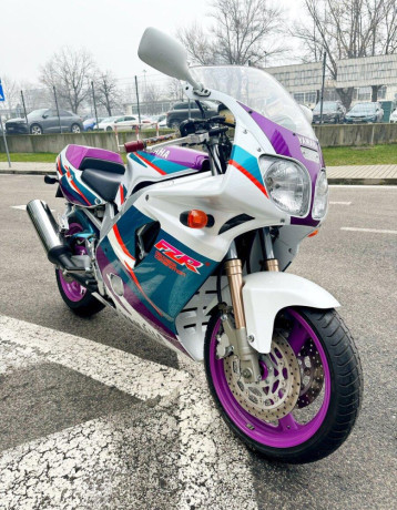 yamaha-fzr600-12500km-big-0