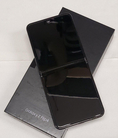 samsung-galaxy-z-flip-4-big-0
