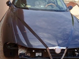 alfa-romeo-156-25-v6