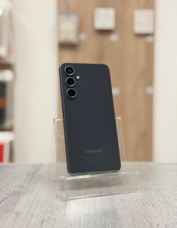 samsung-galaxy-s23-fe-256gb-graphite-big-0