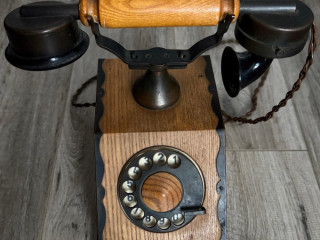 tesla-cs20-starozitny-telefon