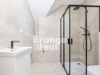 4-izbovy-mezonetovy-byt-v-historickej-budove-na-moyzesovej-u