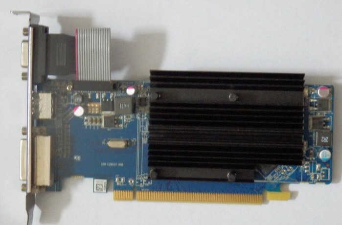 radeon-hd6450-1g-ddr3-big-0