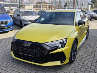 audi-rs3-facelift-matrix-sonos-hud-kamera-zaruka-my-2025