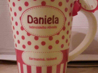 keramicky-hrncek-salka-s-menom-daniela