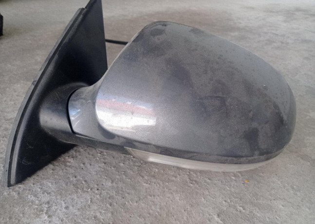 vw-passat-zrkadlo-big-0