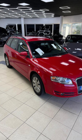audi-a4-avant-20tdi-navi-big-0