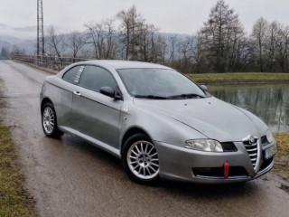 alfa-romeo-gt-19-jtd