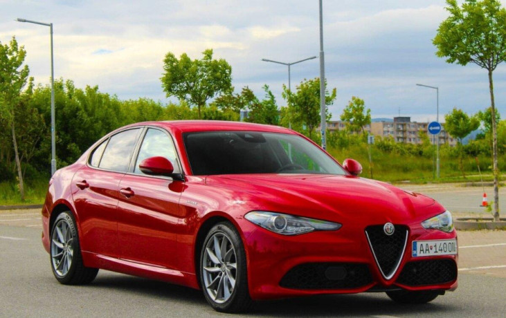 alfa-romeo-giulia-22-jtdm-veloce-at-awd-big-0