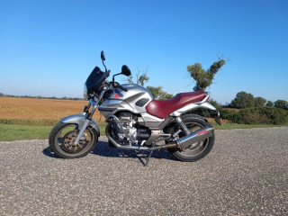 moto-guzzi-breva-750-ie