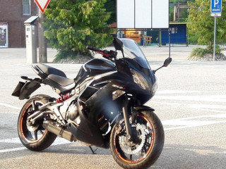 kawasaki-er6f
