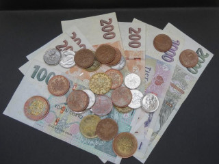 okamzite-osobni-pujcky-rychle-schvaleni-nizky-urok