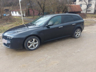 alfa-romeo-159-combi-s-vykonnym-a-uspornym-motorom-19jtd-11