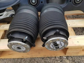 zadny-vzduchovy-vankus-na-mercedes-e-w211-w212