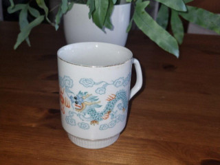 stary-porcelanovy-hrncek-china-250-ml