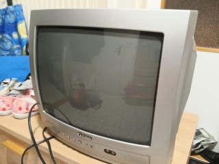 mala-tv-napr-na-chatu