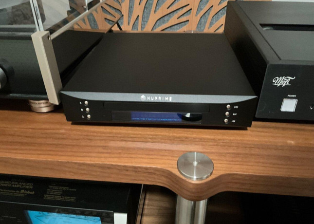 highend-cd-transport-nuprime-cdt-9-big-0