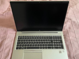 paradny-hp-elitebook-850-g7-i7-top-stav