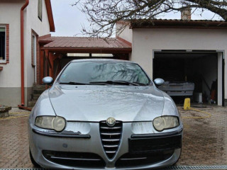 alfa-romeo-147-16-v-celku-na-suciastky