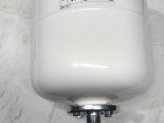 expanzomat-na-kureniesolarko-a-ine-novy-5l