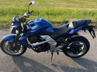 kawasaki-z750-tp-a2
