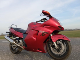 honda-cbr-1100-xx