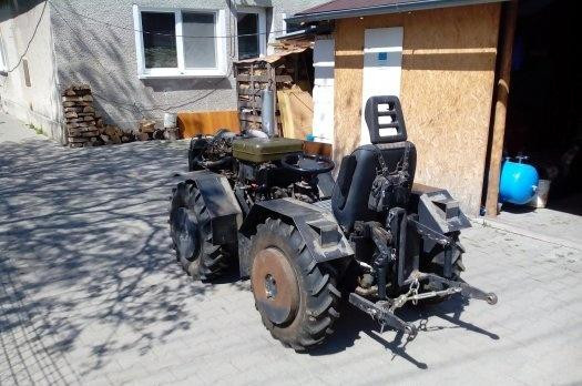 klbovy-traktor-big-0