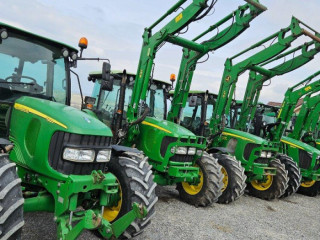john-deere-5820-john-deere-5100r582062206420