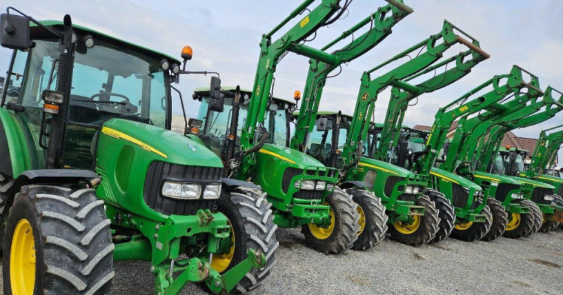 john-deere-5820-john-deere-5100r582062206420-big-0