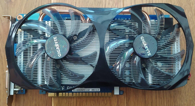 gigabyte-geforce-gtx-550-ti-1gb-big-0