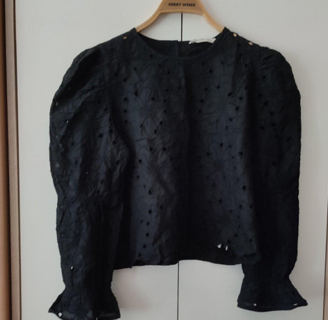 stradivarius-kratka-bluzka-big-0