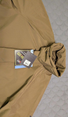predam-pansku-bundu-peak-performance-gore-tex-big-2