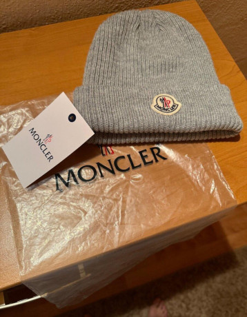 ciapka-moncler-big-0