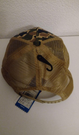 adidas-trucker-hat-big-1
