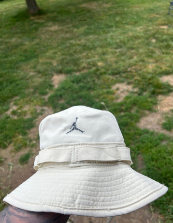 predam-klobuk-air-jordan-big-0