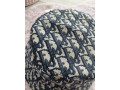 klobuk-dior-small-3