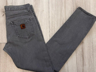 panskekvalitne-dzinsy-carhartt