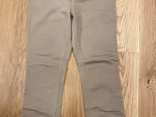 dzinsy-tommy-hilfiger-damske-bezove