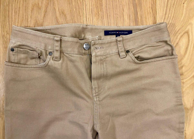 dzinsy-tommy-hilfiger-damske-bezove-big-1
