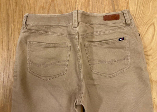 dzinsy-tommy-hilfiger-damske-bezove-big-4