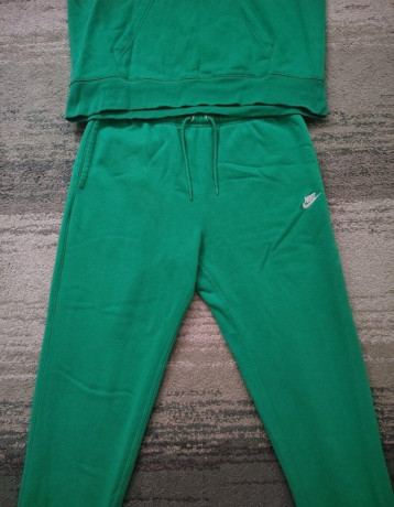 nike-club-fleece-big-2