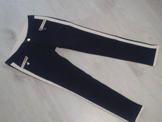 tmavomodre-elasticke-nohavice-v3840-pc-79eur
