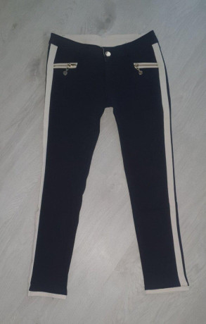 tmavomodre-elasticke-nohavice-v3840-pc-79eur-big-2